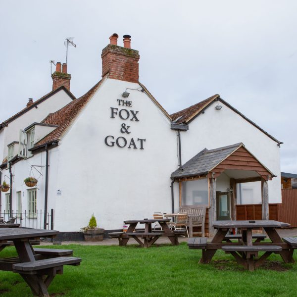 Country Pub Tiddington